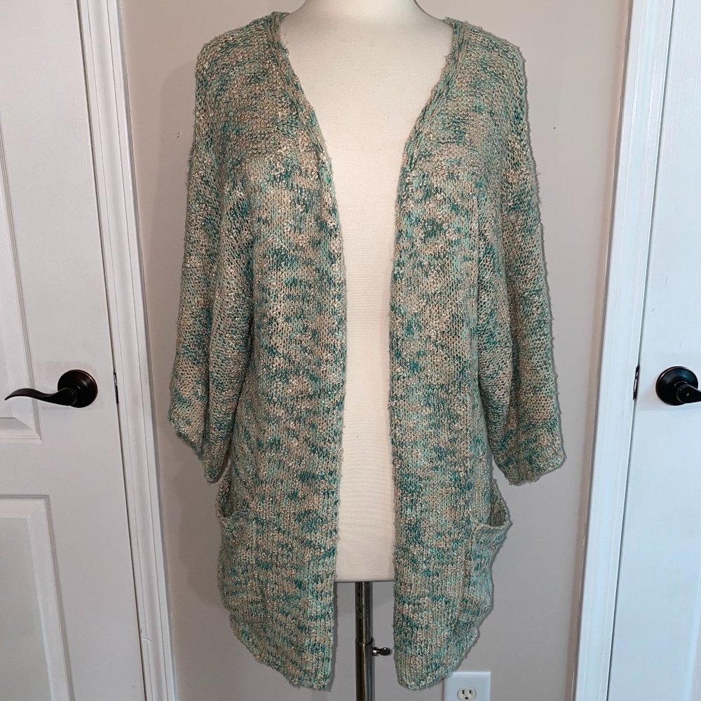 - BCBGMaxazria cardigan Cardi sweater M EUC pockets